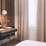 Ambassador * ليوبليانا