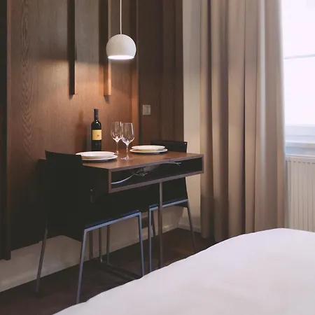 Apartment Ambassador *