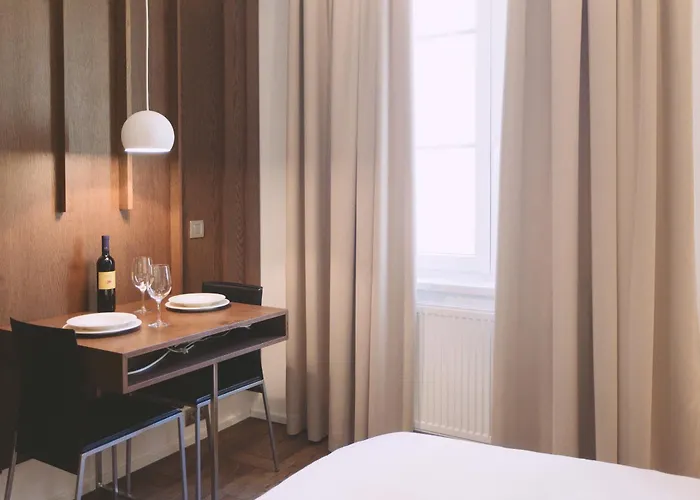 Ambassador * 卢布尔雅那